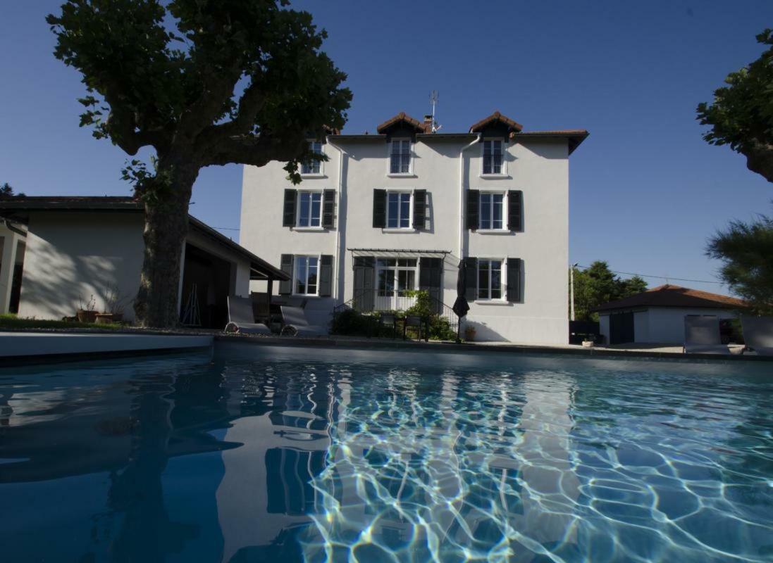 Villieu Villa La Maternite מראה חיצוני תמונה